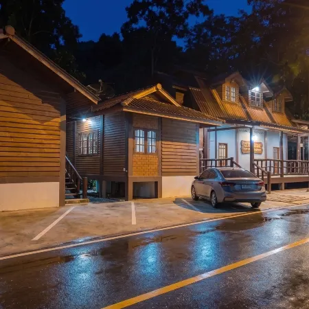 Paipaknak Riverside Resort