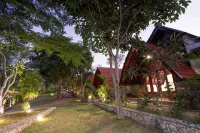 Tahoma Tanjung Lima Labuan Bajo Villa by ABM Các khách sạn ở Wae Kelambu