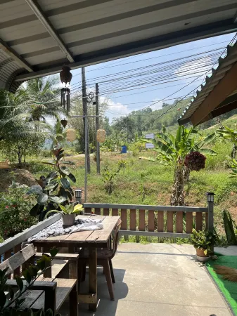 Chonnapha Homestay Отели в г. Пханг Нга