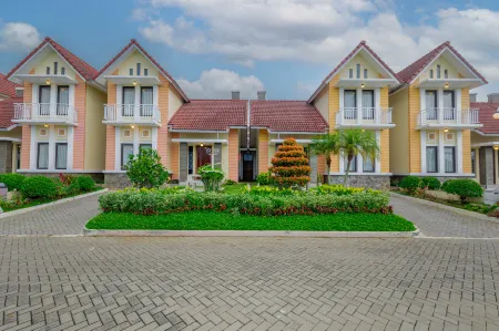 Hotel Griya Katarina Отели рядом с достопримечательностью «Ambarawa Railway Museum»