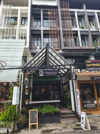 Nimman Nest Hostel & Cafe Отели рядом с достопримечательностью «One Plus Condo CMU»