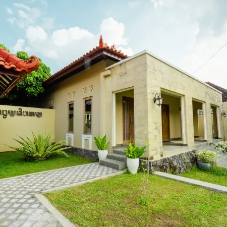 Private Villa - Griya Bayan Kraguman