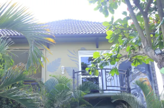 Hide Out Lake Villa Uganda 酒店