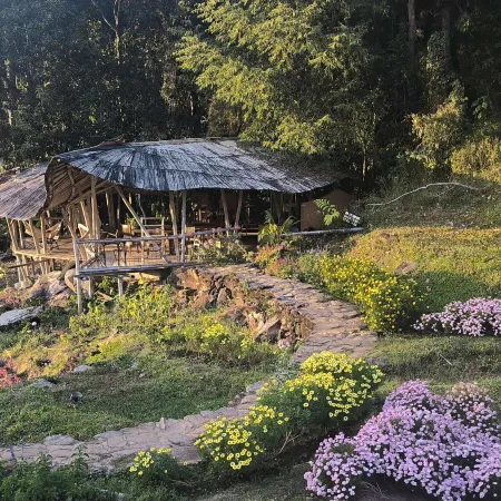 Daelorpu A-Frame House