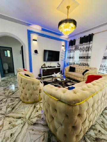 Khalifa luxury guest house Mbalgong  호텔