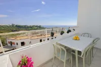 BnB Homes Ocean view Two-bedroom apartment, 300 m to beach 住宿飯店