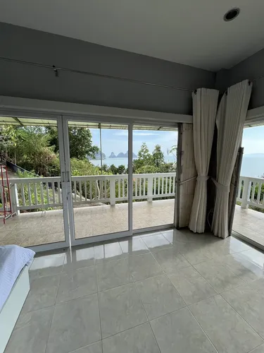 รูปภาพของSunny Hill House - Ocean View Luxury Large Groups