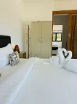 Ocean Peek Villa Bang Po - Butik