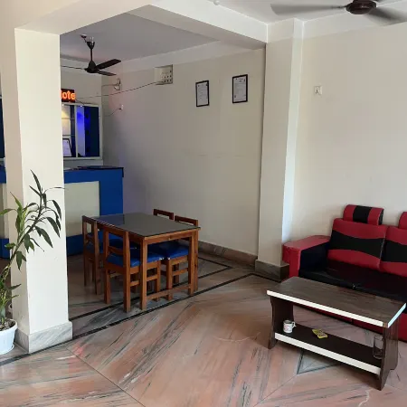 Ratuwa Hotel