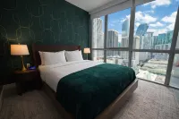 Miami Multi Million-Dollar Oceanfront View & Resort Amenities - ที่มีบาร์