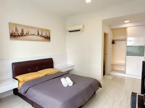 Jeff and Ricky Homestay 172@ Skyvilla Aparment - parking