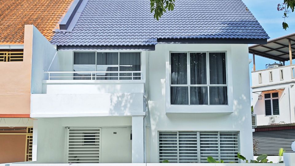 Cosy Batu Kawan Home 12 Pax ~5 mins to IKEA~ Entire Home ~4 Bedrooms~