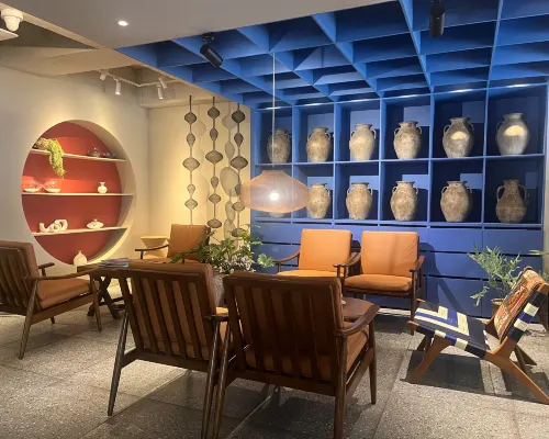 MUTE HOTEL Hotels near أوريوكدو سكاي ووك