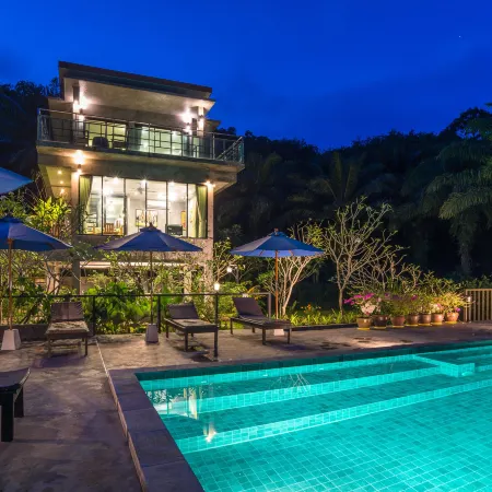 Krabi Green Hill Pool Villas