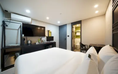 Hotel Anytime 新村駅周辺のホテル