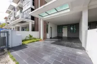 Rumah 400 m² dengan 3 bilik tidur dan 4 bilik mandi peribadi di Cyberjaya - Villas
