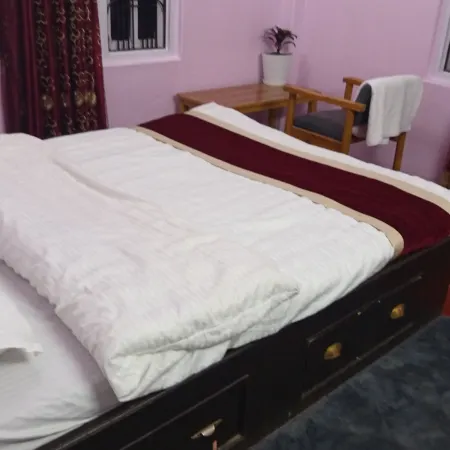 Annapurna Himdrishya Pokhara Homestay