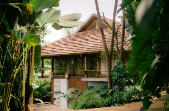 Harmony Botanical Garden Stay - 300 Plant Species, Natural Stream and Small Pool Hotéis em 