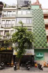 The Windie Home - Bright Corner Room - Street View - Hoan Kiem Lake - Condos