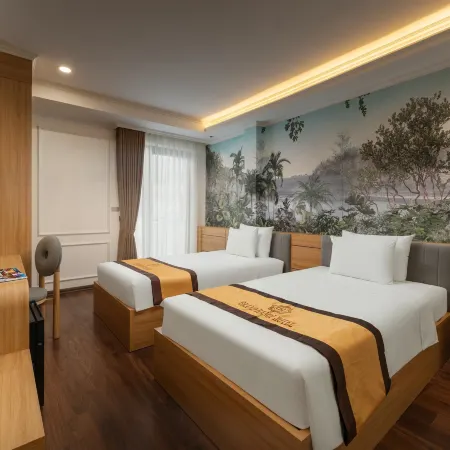 Grand Luxury Hotel Van Canh