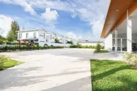 เบสท์ ไทม์ พูลสวีท