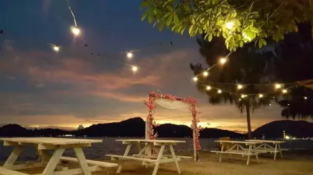 D'Sea Marina by Manhattan Group Отели рядом с достопримечательностью «Teluk Nipah Beach»