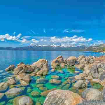 Vibrant Boho Home | 3 Bed | Pet Friendly l UNR Hotel Exterior