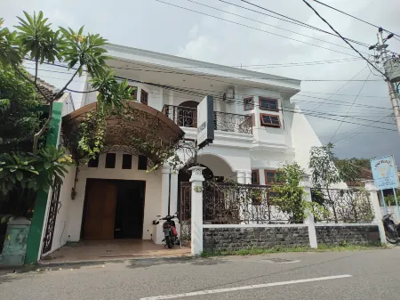 Tirto 27 Homestay
