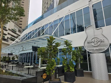 Seaview-Pinetree Marina Resort 2BR [Puteri Harbour] - 5 mins to Legoland