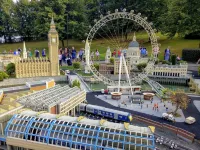 Studios in Central Bracknell, 30mins from London