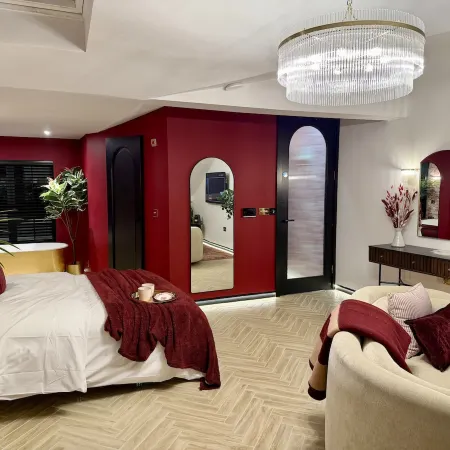 Boutique Studio Gold Bath In The Jewellery Quarter BHM