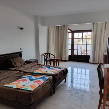 Serenity Lodge Отели рядом с Аэропорт Офира