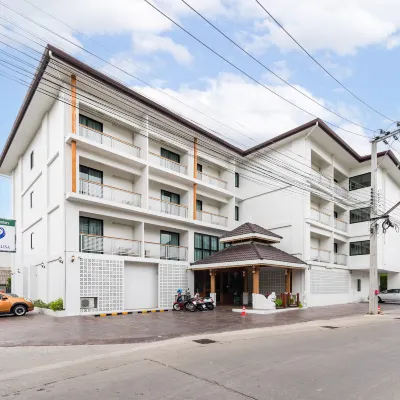 phumuntra Boutique Hotel Hotels near وات كو تاو
