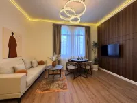 Luxury 2BR Apartment | Good Location | New Design - 新規開業
