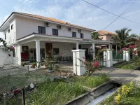 HUAQIAOHOMESTAY2 NEAR THE DOCK,BANKS,RESTAURANTS,AND WUPERMARKETS - Виллы
