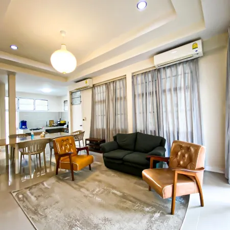 SAND House, vacation Banrublom rayong beach+wifi