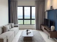 Premium Whole Unit - Nearby MRT Hotels in Seri Kembangan