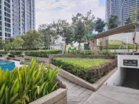Luxury Modern Loft with Sunway Skyline Views