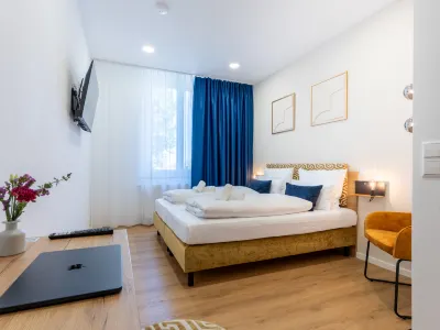 Chérisy Hotel Konstanz - Self Check-in Only Hotels in Petershausen-West