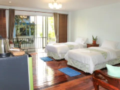 แม่น้ำรีสอร์ท โรงแรมในอำเภอ บางเลน