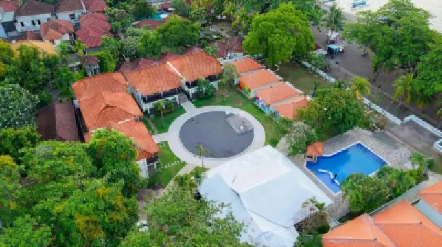 K's Beach Resort Các khách sạn gần Bãi biển Lovina