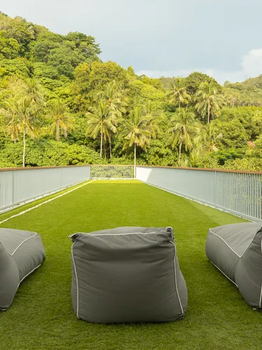 รูปภาพของStylish Apartment with Scenic Rooftop Pool