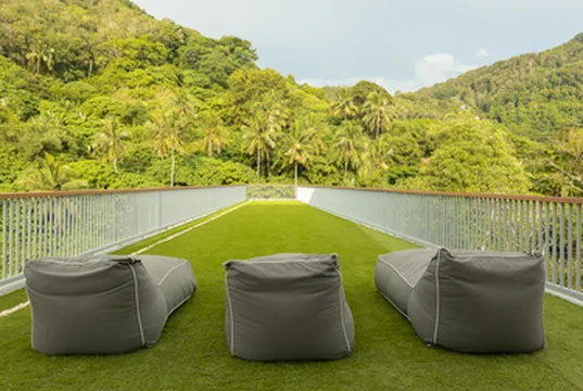 รูปภาพของStylish Apartment with Scenic Rooftop Pool