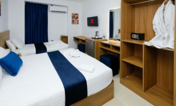 The Kanz Boutique Pyramids