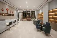 Bolton Hotel