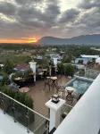 Ranisa Kampot - สระว่ายน้ำบนดาดฟ้า