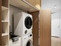 Sky One Box Hill, 3BR with Pool, Sauna & Parking Hotels in Box Hill