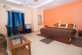 Ellora Hotel
