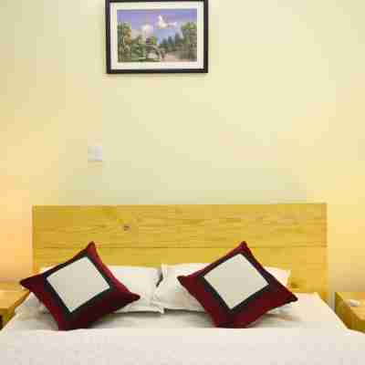 Peaceful & beautiful "Tanani Newa Home" Mt. Ganesh Rooms