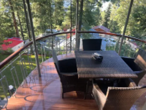 Hillside Heaven House 訥提亞格利酒店